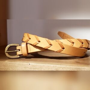 Ralph Lauren Vtg. Lt. Tan+Camel Whipstitch Trim Leather Belt, Small, LIKE NEW